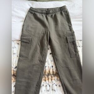 Women’s Aritzia Sweatfleece Sweat Set